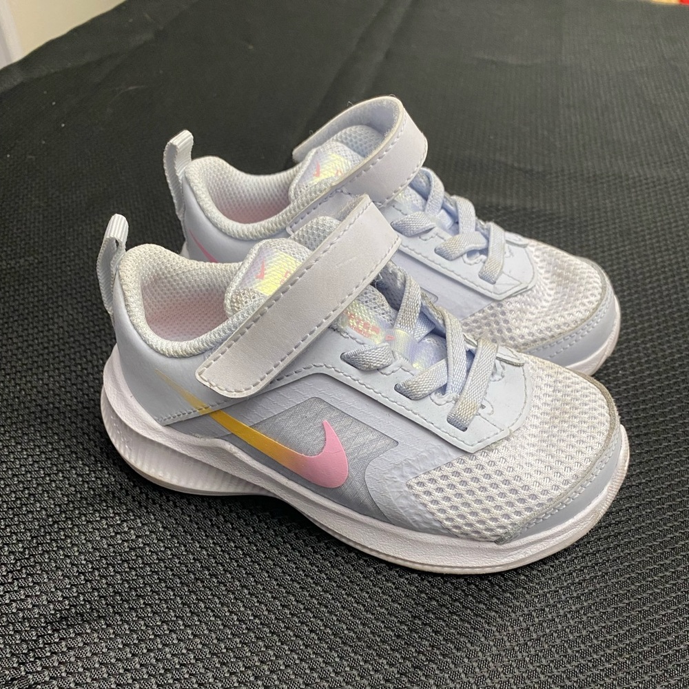 Nike toddler shoes